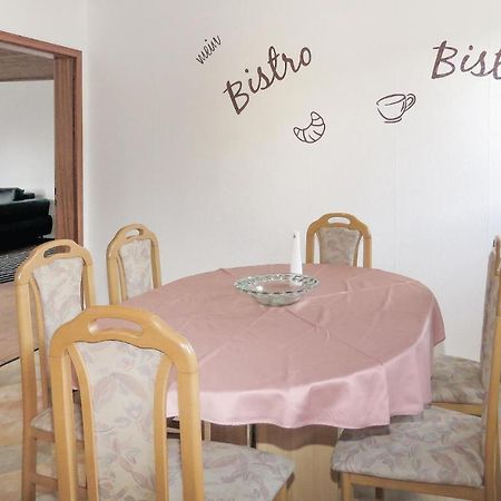 Gorgeous Apartment In Lahnstein With Kitchen Eksteriør billede
